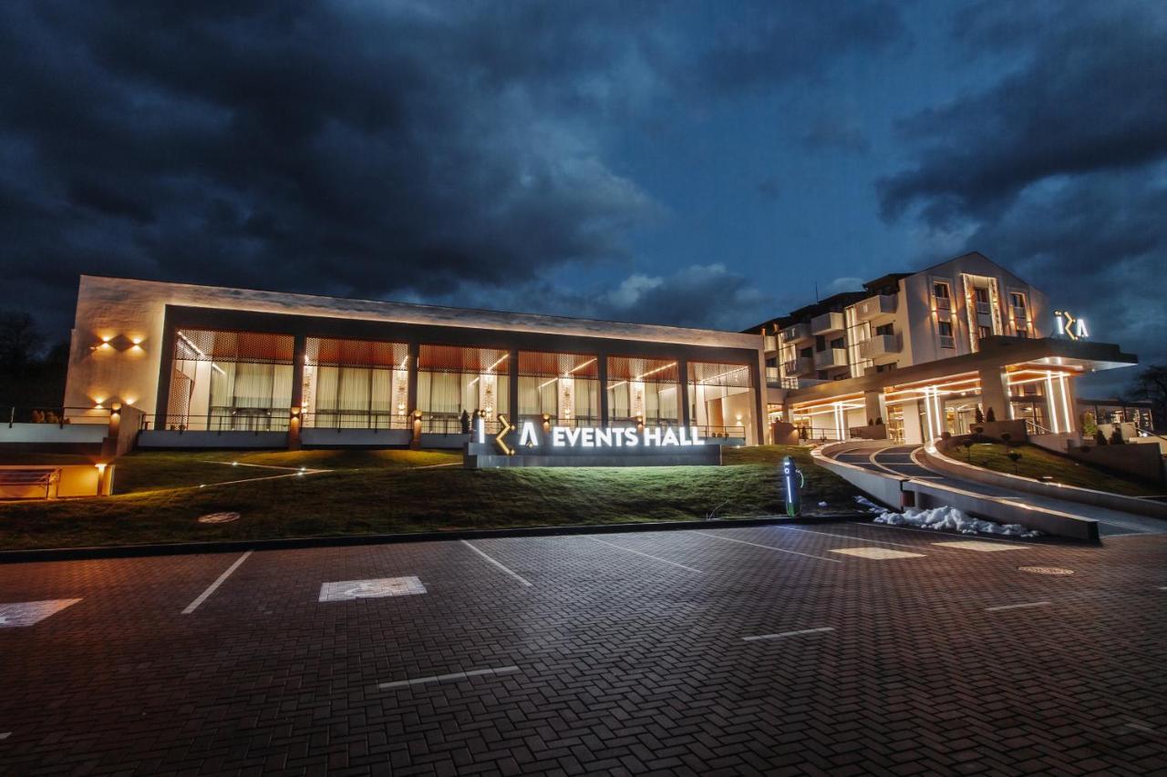 Iza Hotel 3*